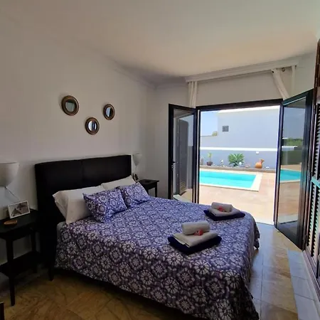 Vila Lola Playa Blanca (Lanzarote)