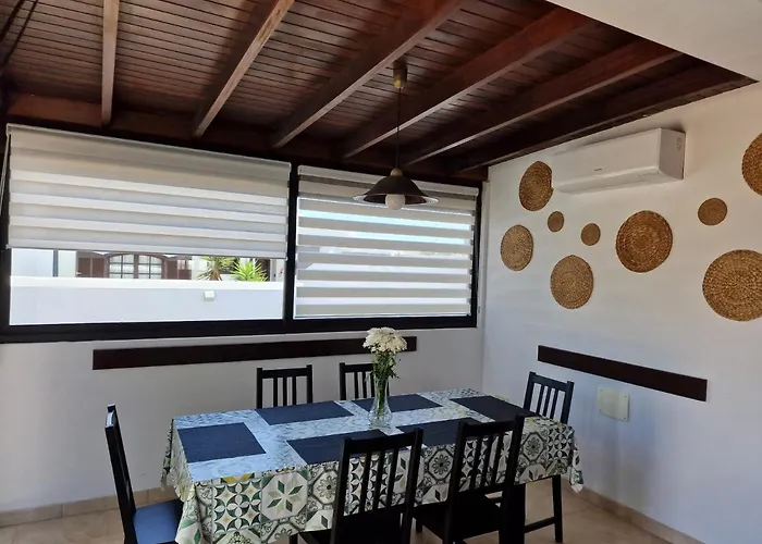 Lola Villa Playa Blanca (Lanzarote)