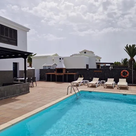 Lola Villa Playa Blanca (Lanzarote)