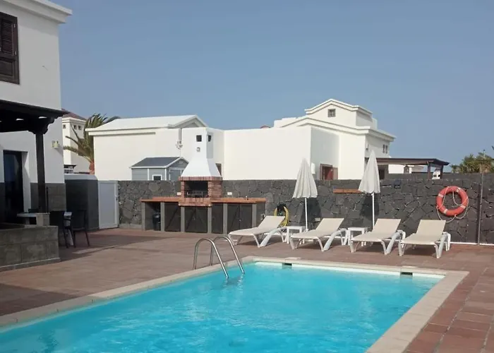 Lola Villa Playa Blanca